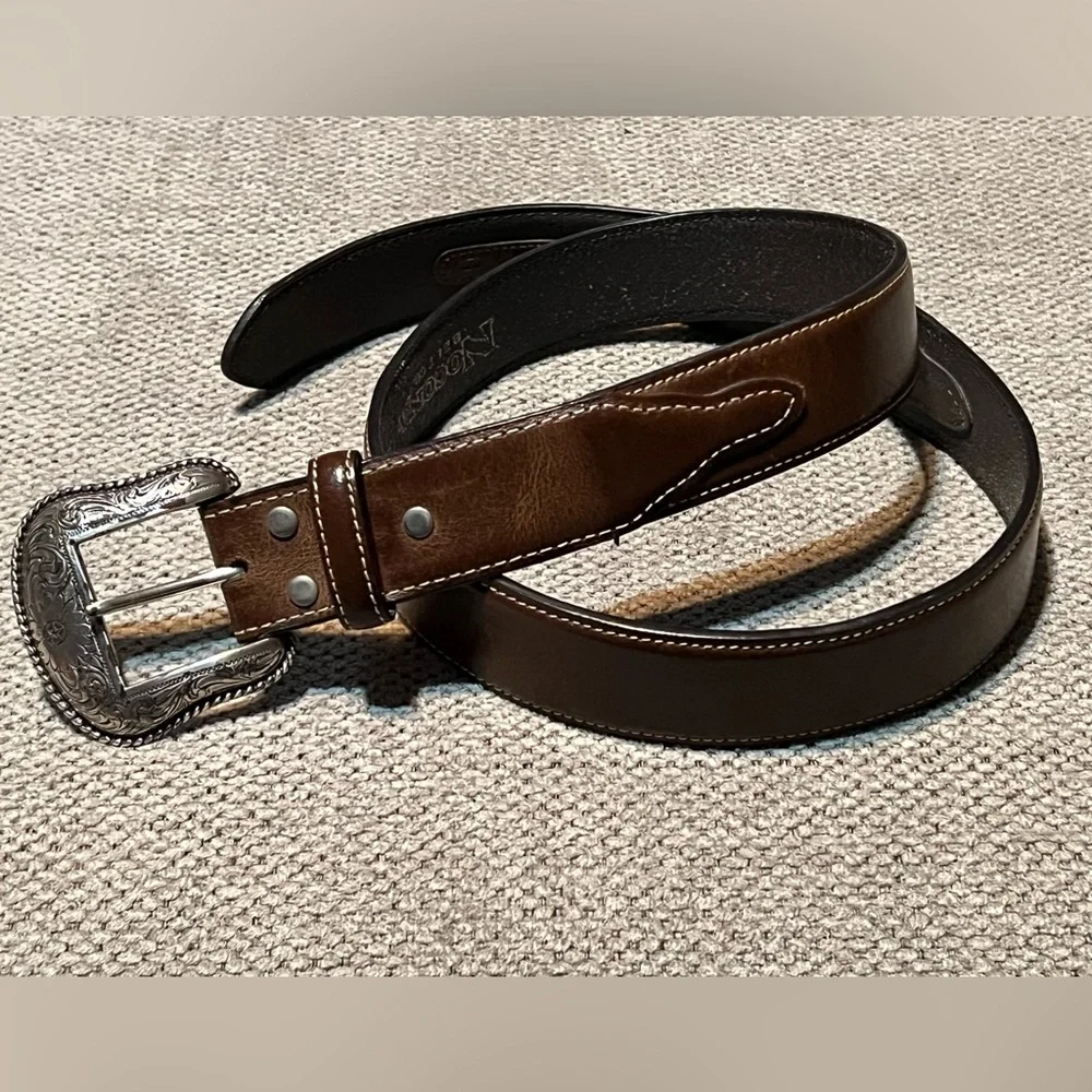 Nocona Belt Company‎ Gorgeous Leather Belt 38